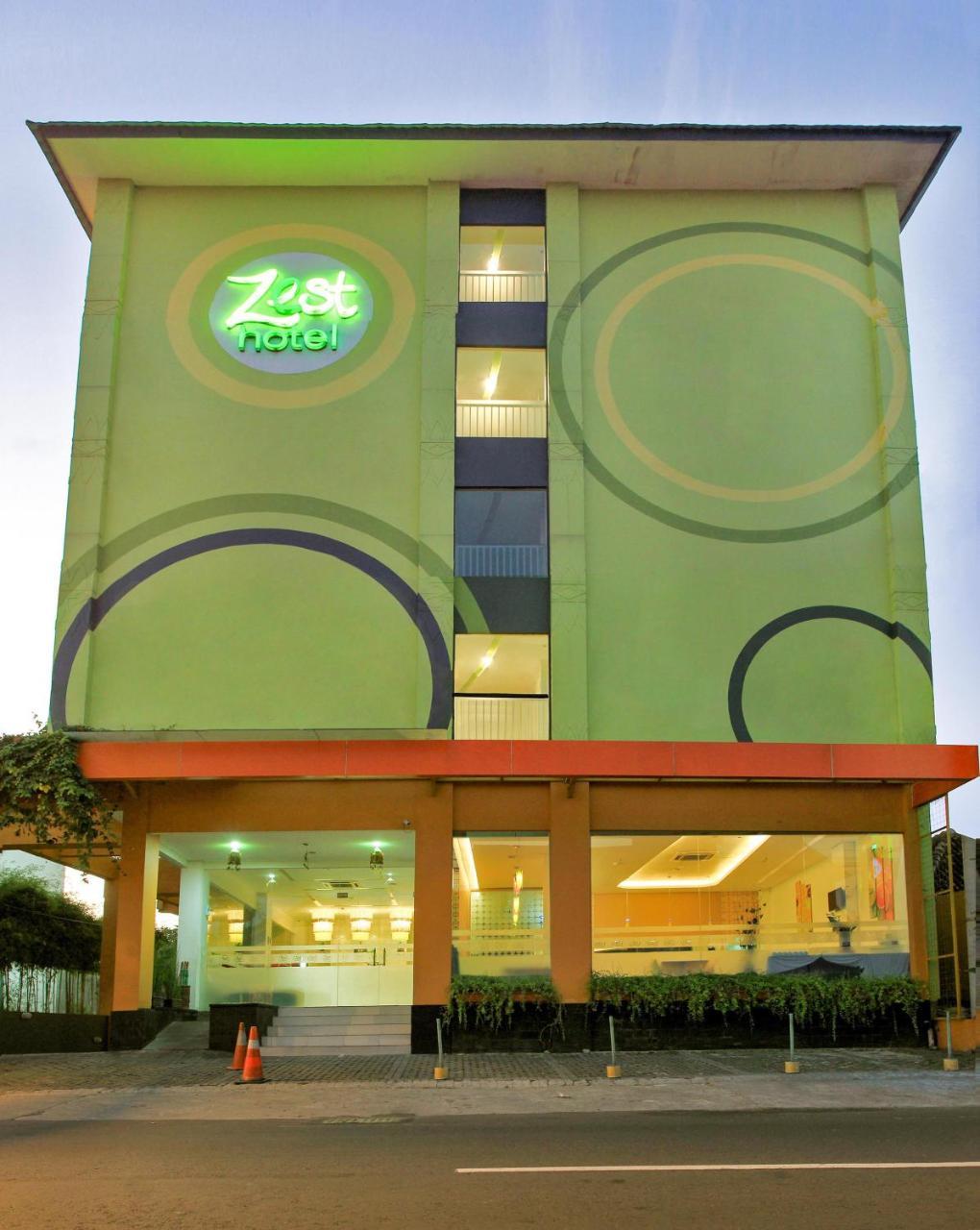 Zest Yogyakarta By Swiss-Belhotel International Exterior photo